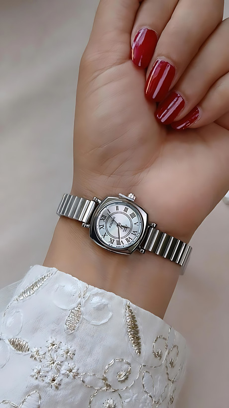ساعت کوشی KOUSHI ضدآب و بدون حساسیت با بند ریلی قابل تنظیم
